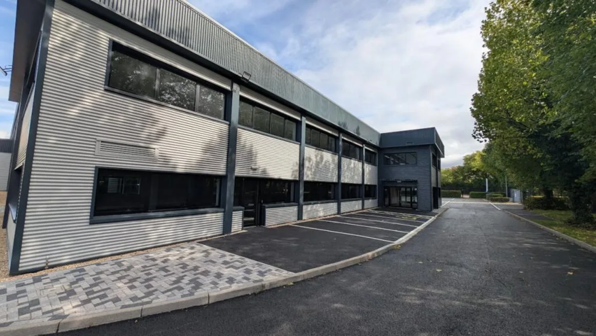 Oriana Way – Southampton