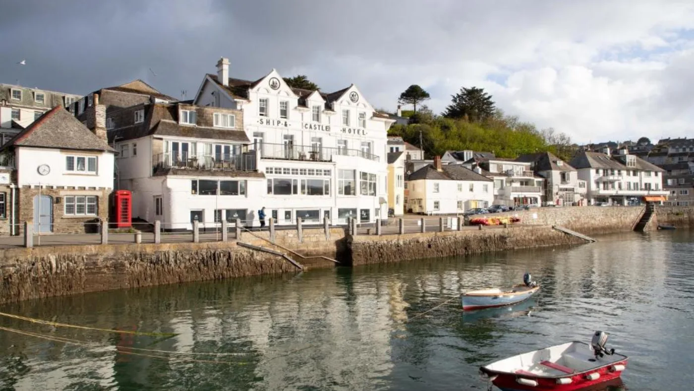 The Ship and Castle Hotel – St Mawes, Cornwall